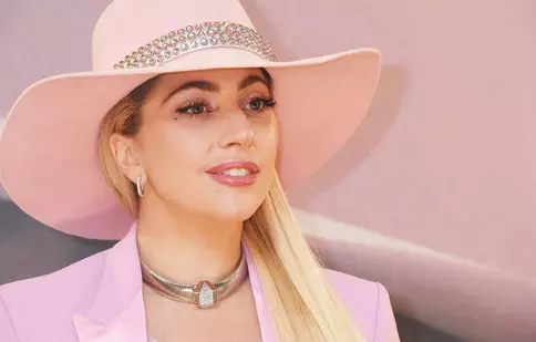 Lady Gaga și-a oficializat relația cu Christian Carino