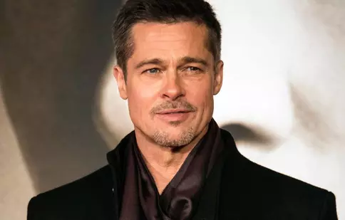Brad Pitt a uitat-o pe Angelina Jolie și a pus ochii pe tinerica Ella Purnell