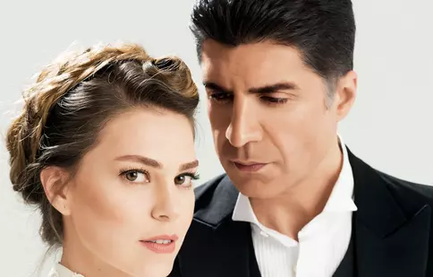 Cum au arătat Asli Enver şi Özcan Deniz („Mireasa din Istanbul”) la premiera filmului „Öteki Taraf”