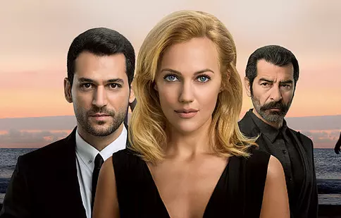 Meryem Uzerli vine la Pro 2, de marți, 16 ianuarie, în serialul „Regina nopţii”