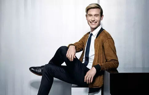 Seria „Hollywood Medium with Tyler Henry”, ajunsă la sezonul 3, revine la E! luna aceasta
