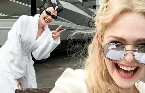 Angelina Jolie revine pe marile ecrane în „Maleficent II”. Filmările pentru noua producție au început