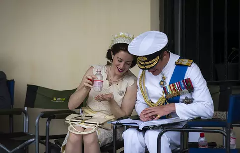 Cine va interpreta rolul Prințului Philip în cel de-al treilea sezon al serialului „The Crown”?