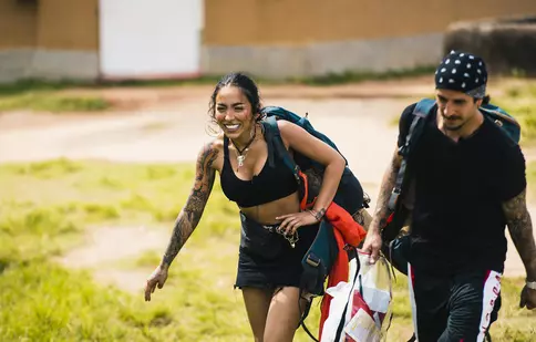Ruby caută cartofi prăjiți pe tot traseul din „Asia Express”