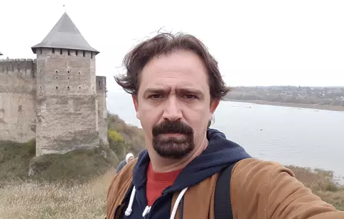 După “Umbre” și “Afacerea Est”, regizorul Igor Cobileanski participă la proiectul “O călătorie de 100 de ani“