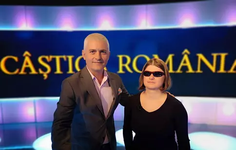 GALERIE FOTO. În această seară, la TVR 2, o tânără nevăzătoare străbate harta „Câştigă România!”