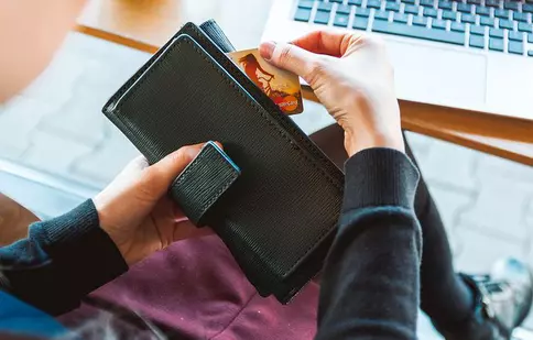 (P) Avantajele unui credit online rapid