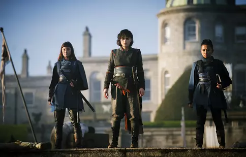 AMC va difuza din 25 martie ultimul sezon al serialului „Into the Badlans”