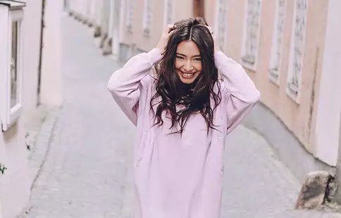 Neslihan Atagül nu are nevoie să joace în seriale. Cine îi rotunjeşte conturile actriţei din „Dragoste infinită”?