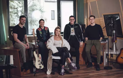 Portofoliul Global Records se mărește cu nume sonore din industria muzicală românească: Alina Eremia, AMI, DJ Project, David Deejay, Viky Red