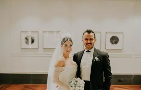 Hazal Kaya, din „Povestea noastră”, este însărcinată