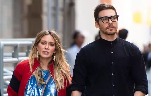 FOTO. Hilary Duff s-a logodit. Cum arată inelul de logodnă al artistei