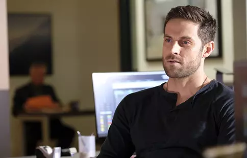 INTERVIU. Dylan Bruce, despre serialul „Crimele”: „Această producție are personaje puternice”