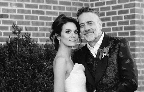 Actorul serialului „The Walking Dead”, Jeffrey Dean Morgan s-a căsătorit cu Hilarie Burton