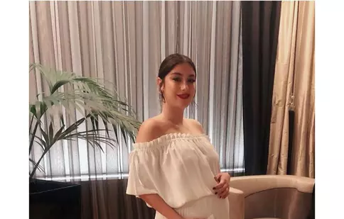 Hazal Kaya, din „Povestea noastră”, a născut un băieţel