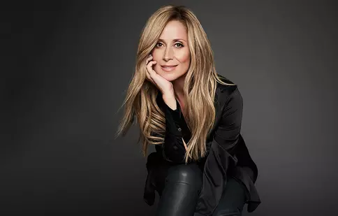 Lara Fabian amână concertele din Craiova și București. Cântăreața are probleme de sănătate