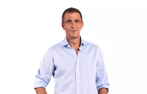 Cosmin Cernat revine pe micile ecrane. Ce emisiune va prezenta