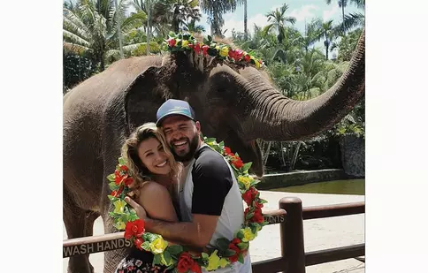 Lora și iubitul ei, Ionuț Ghenu, blocați în Bali. Zborul lor către România a fost anulat din cauza pandemiei