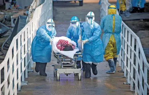 Volumul „Coronavirus, inamicul nevăzut. Povești din Wuhan 2020” este în pregătire la Editura Corint