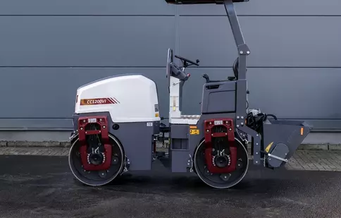 (P) Cele mai bune echipamente și utilaje pentru construcții, precum Dynapac cilindri compactori mici, sunt disponibile pe Retutilaje.ro!