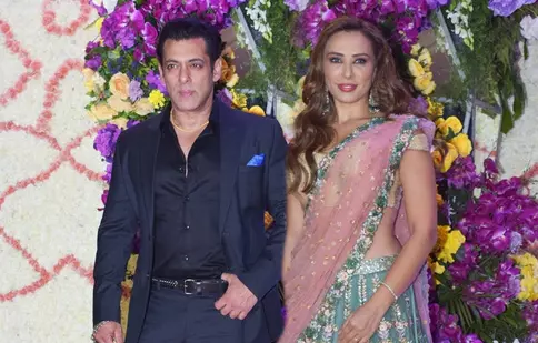 FOTO. Iulia Vântur, în izolare alături de Salman Khan și familia lui: „Suntem în izolare de mai mult de o lună”