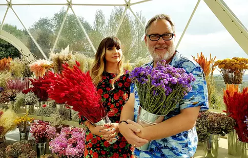 GALERIE FOTO. Un nou reality show este de astăzi disponibil pe Netflix: „The Big Flower Fight”
