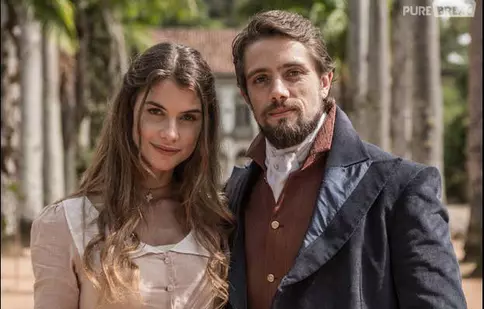 TVR 2 redifuzează în această perioadă telenovela braziliană „Iubire dincolo de timp”