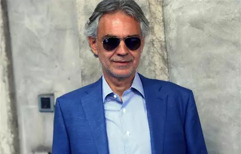 Andrea Bocelli a donat plasmă pentru tratarea bolnavilor de COVID. Artistul a fost infectat cu noul virus