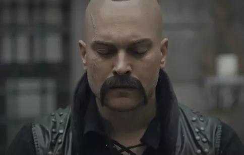 Sezonul al patrulea din „Ultimul protector al orașului” este dispobibil pe Netflix