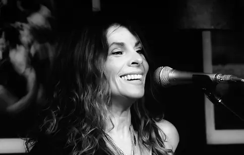 Teodora Enache-Brody „Voice for Peace”- În seara aceasta se cântă în Germania și se vede în toată lumea.