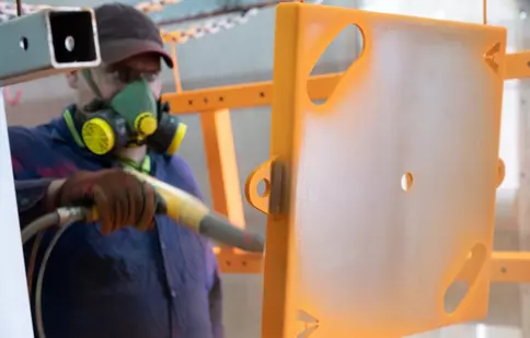 (P) O vopsitorie în câmp electrostatic care merită toată atenția!