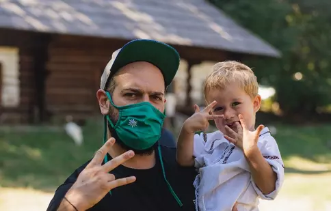 Au început filmările pentru primul lungmetraj caritabil din România. Din distribuție fac parte Ada Condeescu și Matei Dima
