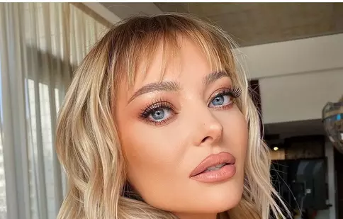 Delia, imagini surprinzătoare din vacanță! Artista a plecat în Maldive