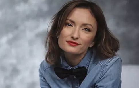 Paula Herlo: „Decembrie e luna în care ne place sa zâmbim așa că „România, te iubesc!” asta va face”