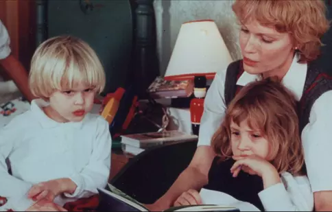 Miniseria documentar „Allen v. Farrow”, despre acuzațiile sexuale aduse lui Woody Allen, are premiera astăzi pe HBO GO