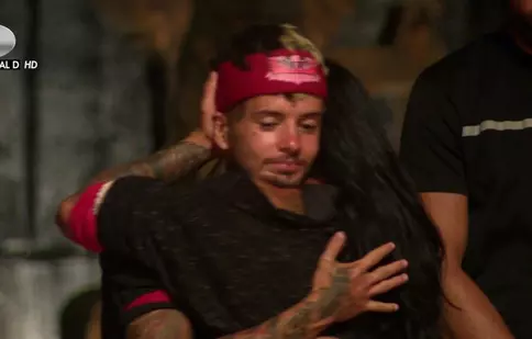 Zanni, distrus după ceremonia de eliminare de la „Survivor România”! Faimosul a plâns în hohote. Cine a părăsit competiția