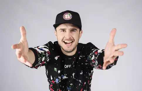 Șerban Copoț, prezentatorul emisiunii „Next Star”:  ”Vă vor da mai multă încredere în viitorul României!”