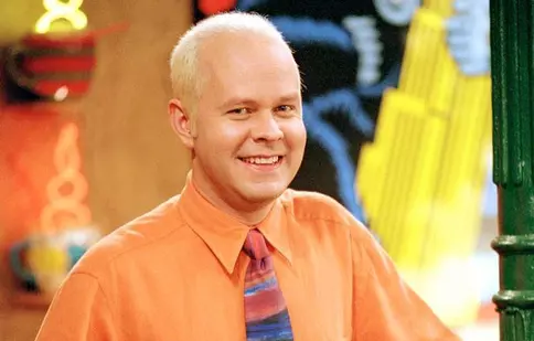 Vești triste din familia serialului „Prietenii tăi”: a murit actorul  James Michael Tyler, interpretul  barmanului Gunther