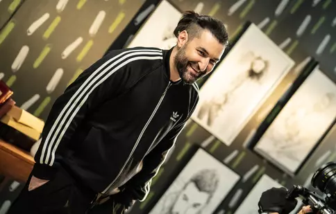 Muncește fără oprire! Smiley are un nou proiect în spatele micilor ecrane: „Am fost mirat”