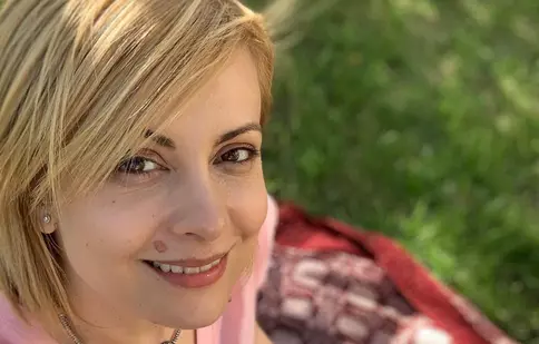 Mesajul emoționant scris de Simona Gherghe pentru soțul ei. Vedeta a postat o fotografie rară de la nuntă