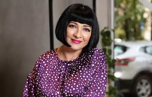 Cum arăta Neti Sandu în urmă cu mai bine de trei decenii. Cu ce s-a ocupat înainte de sosirea la Pro TV