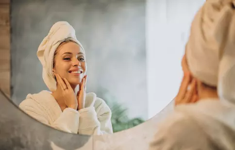 (P) Îngrijire personală- produsele cosmetice esențială pentru vară