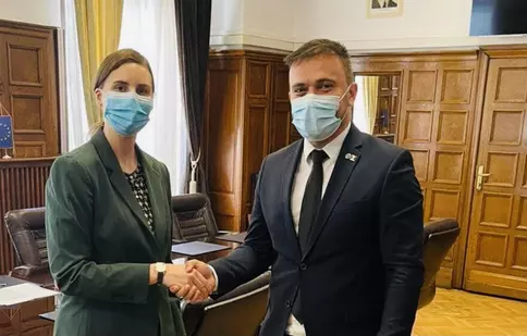 (P) Oficial american, în vizită la OSIM. Directorul General Cătălin Burcescu s-a întâlnit cu noul Secretar Economic al Ambasadei S.U.A.
