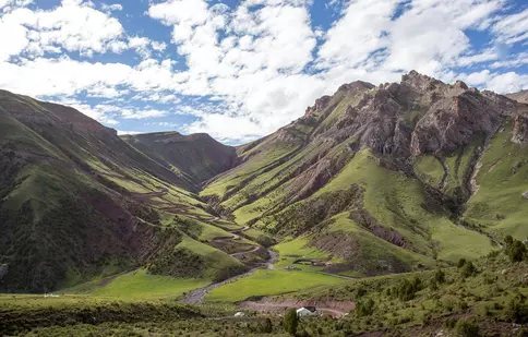 O serie documentară de neratat: „Ray Mears: China sălbatică” se vede duminica la Viasat Nature