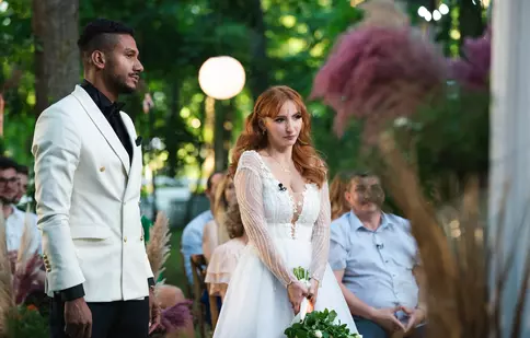 Căsătoriți pe nevăzute, 21 septembrie. Ediție cu emoții: Căsătoria pe nevăzute e pusă sub semnul întrebării: „Nu semna!”