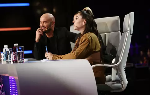 Reacția juraților „iUmor” când au văzut-o pe Nicole Cherry gravidă: „Îți dai seama cât de bătrân ești”