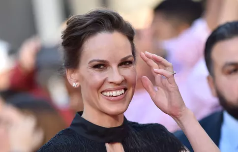 Un nou rol pentru Hilary Swank. În ce serial o vom vedea