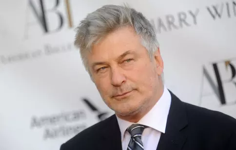 Alec Baldwin este „bântuit” de moartea Halynei Hutchins. De ce este îngrijorată Hilaria, soția actorului