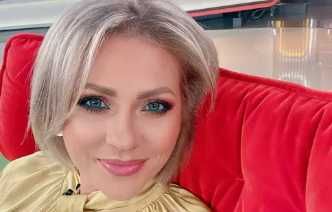 A spus din nou „Da!”. Mirela Vaida a fost cerută (iar) în căsătorie. Cum arată noul inel cu diamant al vedetei