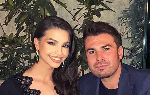 Adrian Mutu și-a cunoscut actuala soție pe vremea când ea era o adolescentă, iar el era căsătorit. „Aveam 30 de ani pe vremea aia”